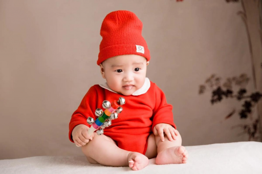 海宁宝宝睡觉头发出汗